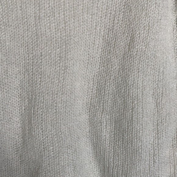 ArtLove Paris V Neck Sweater - Picture 3 of 5